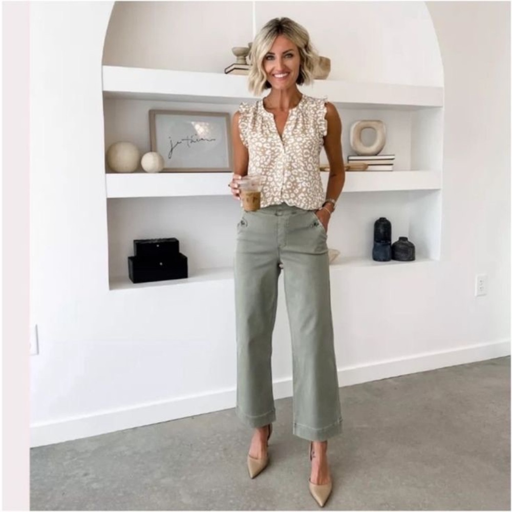 NWT Spanx Stretch Twill Cropped Wide Leg Pants in Olive Oil